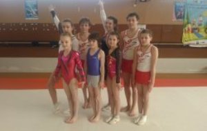 9 gymnastes qualifiés en demi-finales nationales