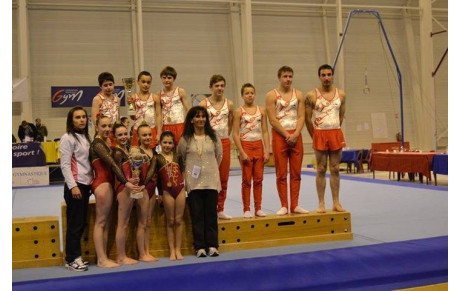 6 qualifications pour les finales régionales équipes!