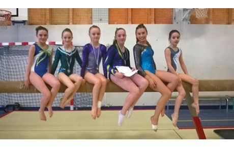 12 qualifications pour les demies finales nationales!!